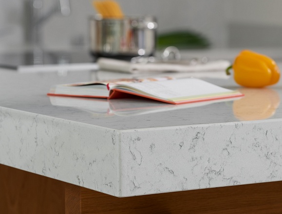 Кварцевый Агломерат TechniStone Noble Carrara